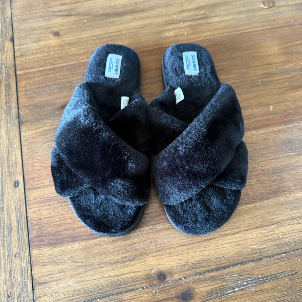 Old Navy Black Faux Fur Slippers